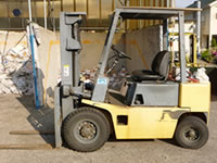 フォークリフト